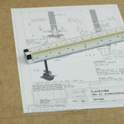 Japonské skladacie pravítko SHINWA s 8 merítkami na mapy a výkresy Náhľad