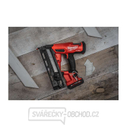 Akumulátorová hřebíkovačka Milwaukee M18 FUEL™ M18 FN16GA-202X (2,0 Ah) Náhľad